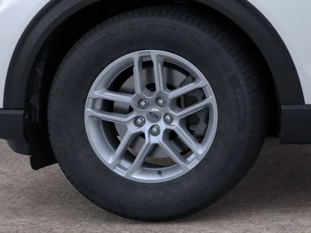 New 2026 Star White Metallic Tri-Coat Ford Active image 50