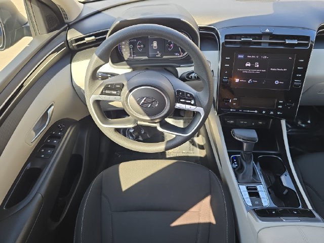 Used 2024 Black Hyundai SEL image 16
