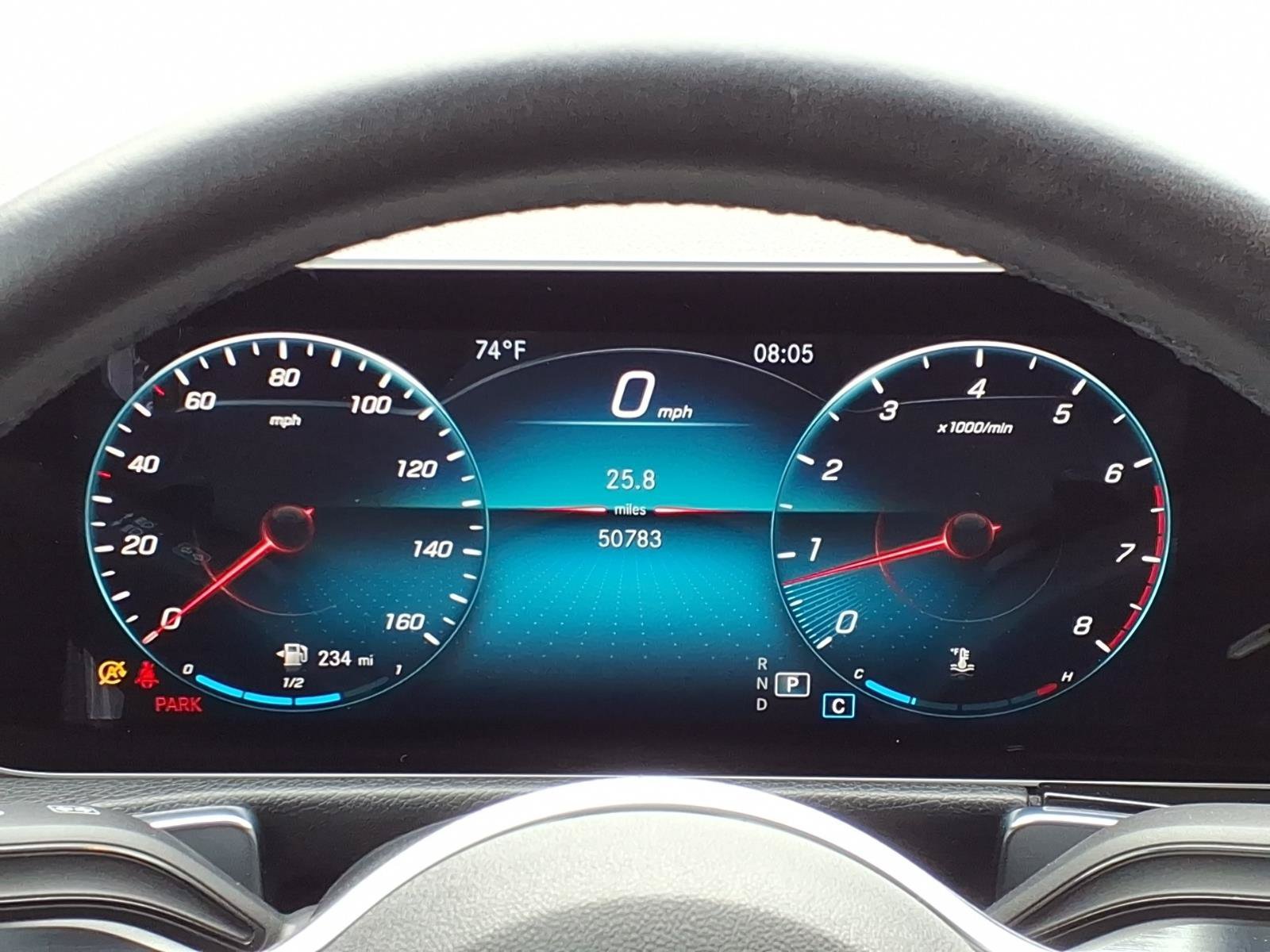 Used 2020 Mountain Gray Metallic Mercedes-Benz GLB250W image 11