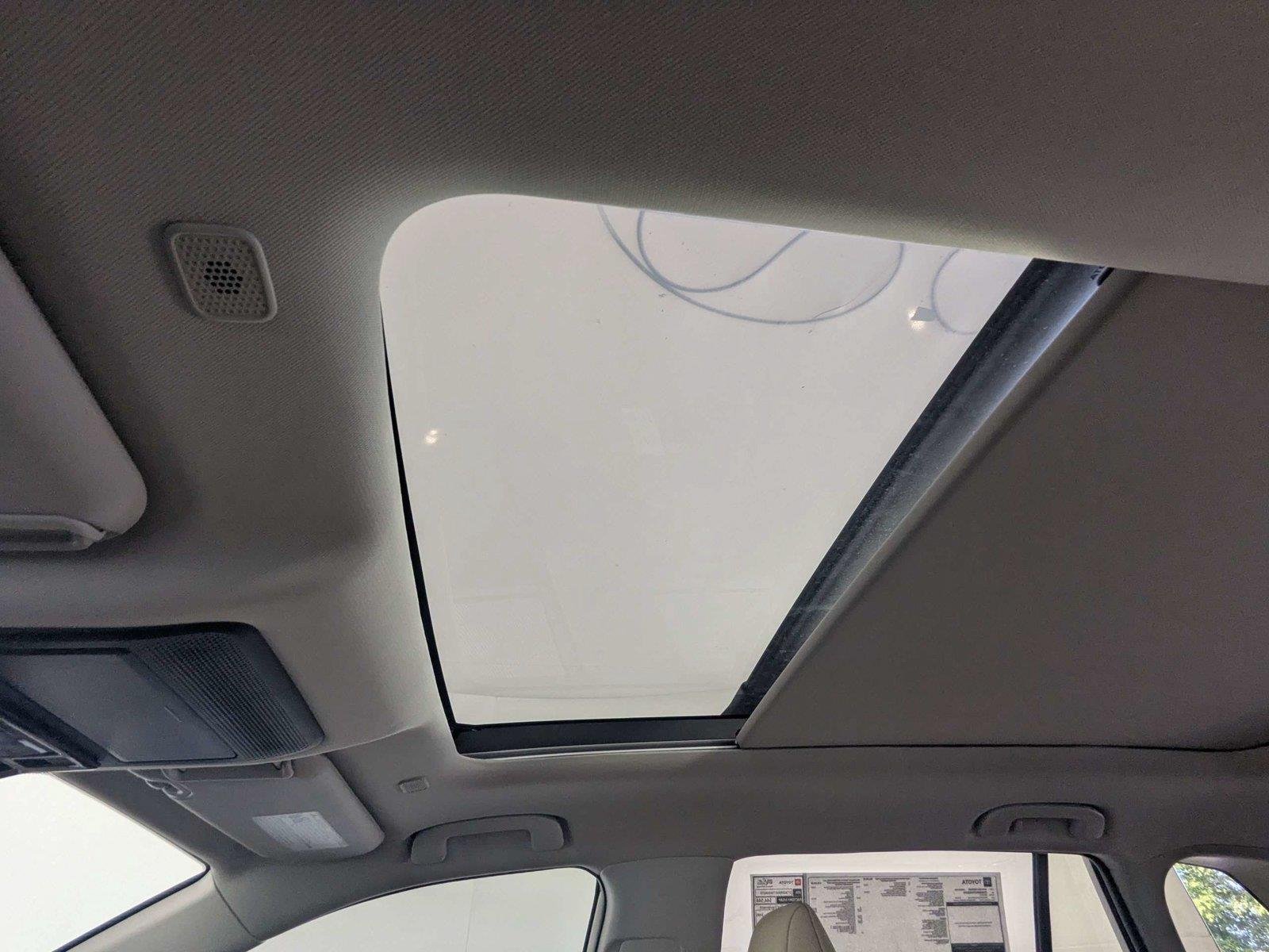 New 2026 Meteor Shower Toyota  XLE Premium image 10