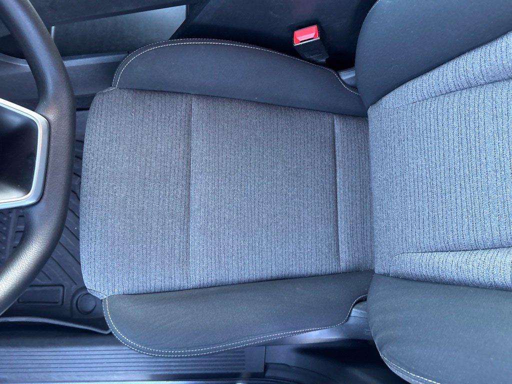 Used 2022 Gray Nissan SV image 15