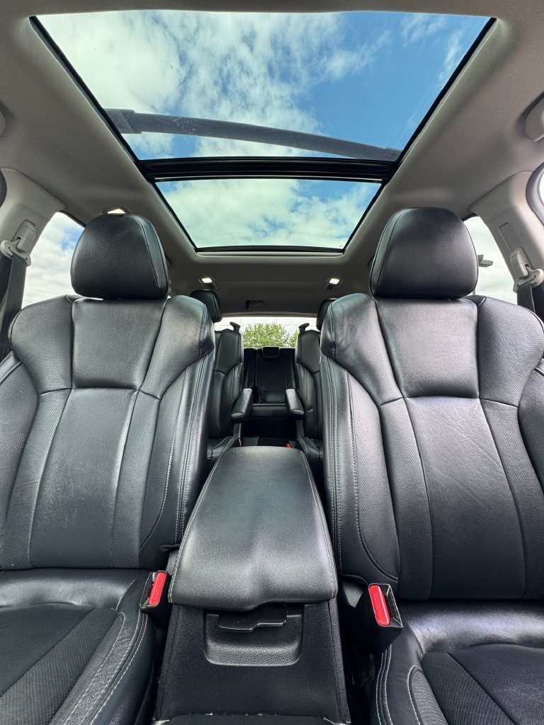 Used 2021 Abyss Blue Pearl Subaru Limited image 26