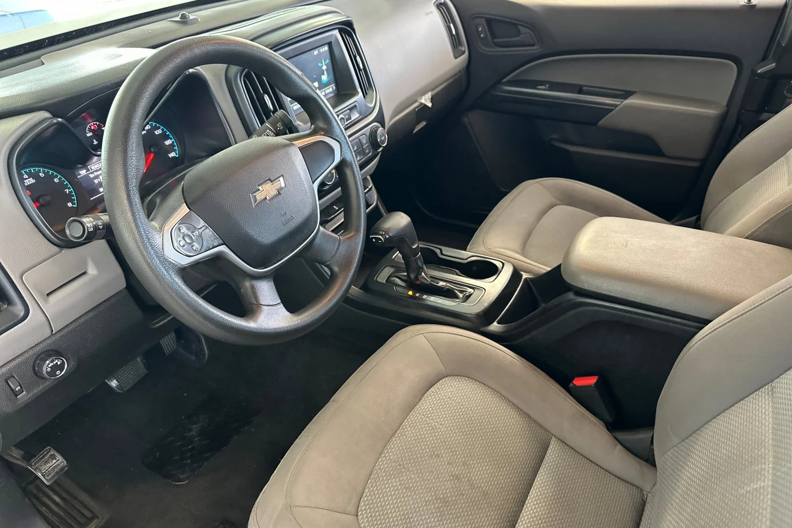 Used 2018 Summit White Chevrolet 2WD Work Truck image 10