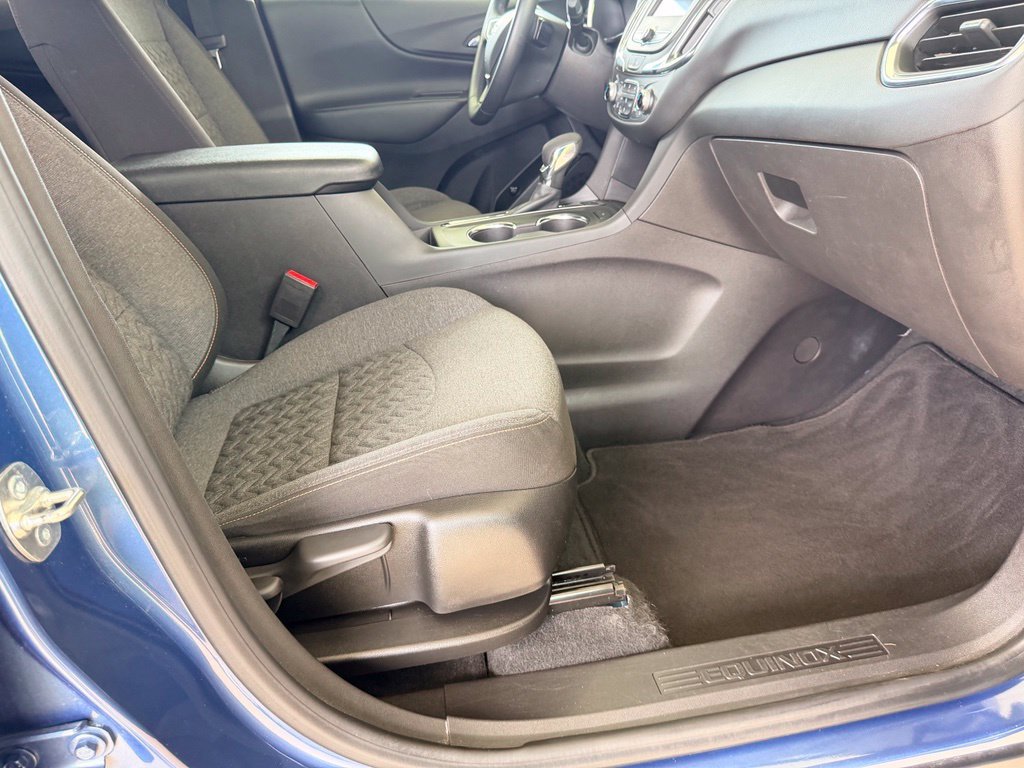 Used 2024 Lakeshore Blue Metallic Chevrolet LT image 38
