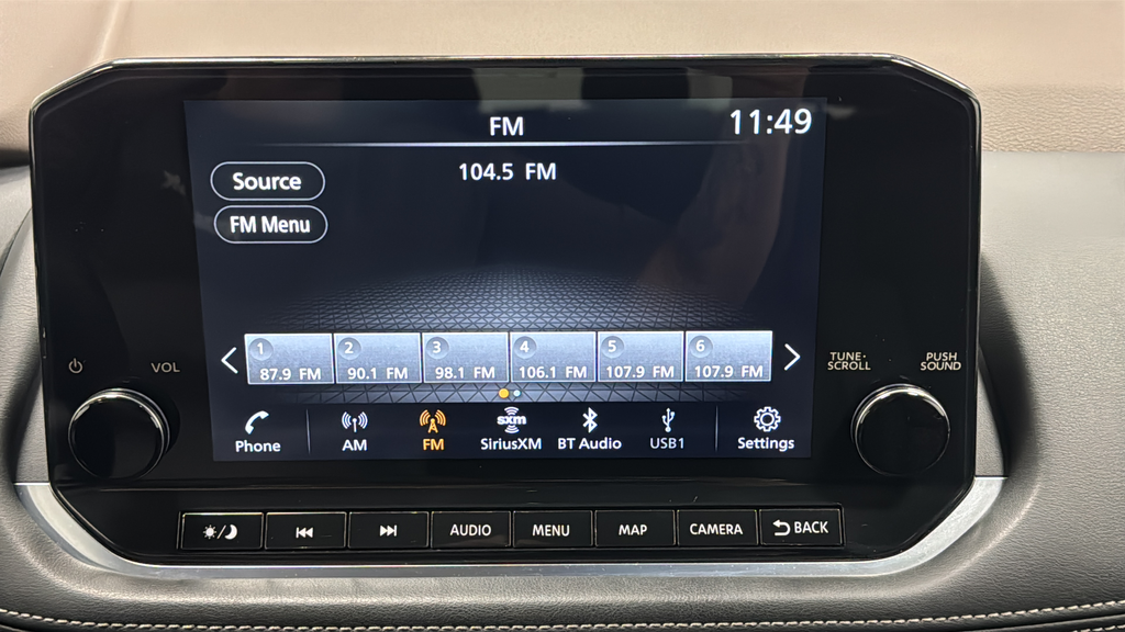 Used 2023 Super Black Nissan Platinum image 29
