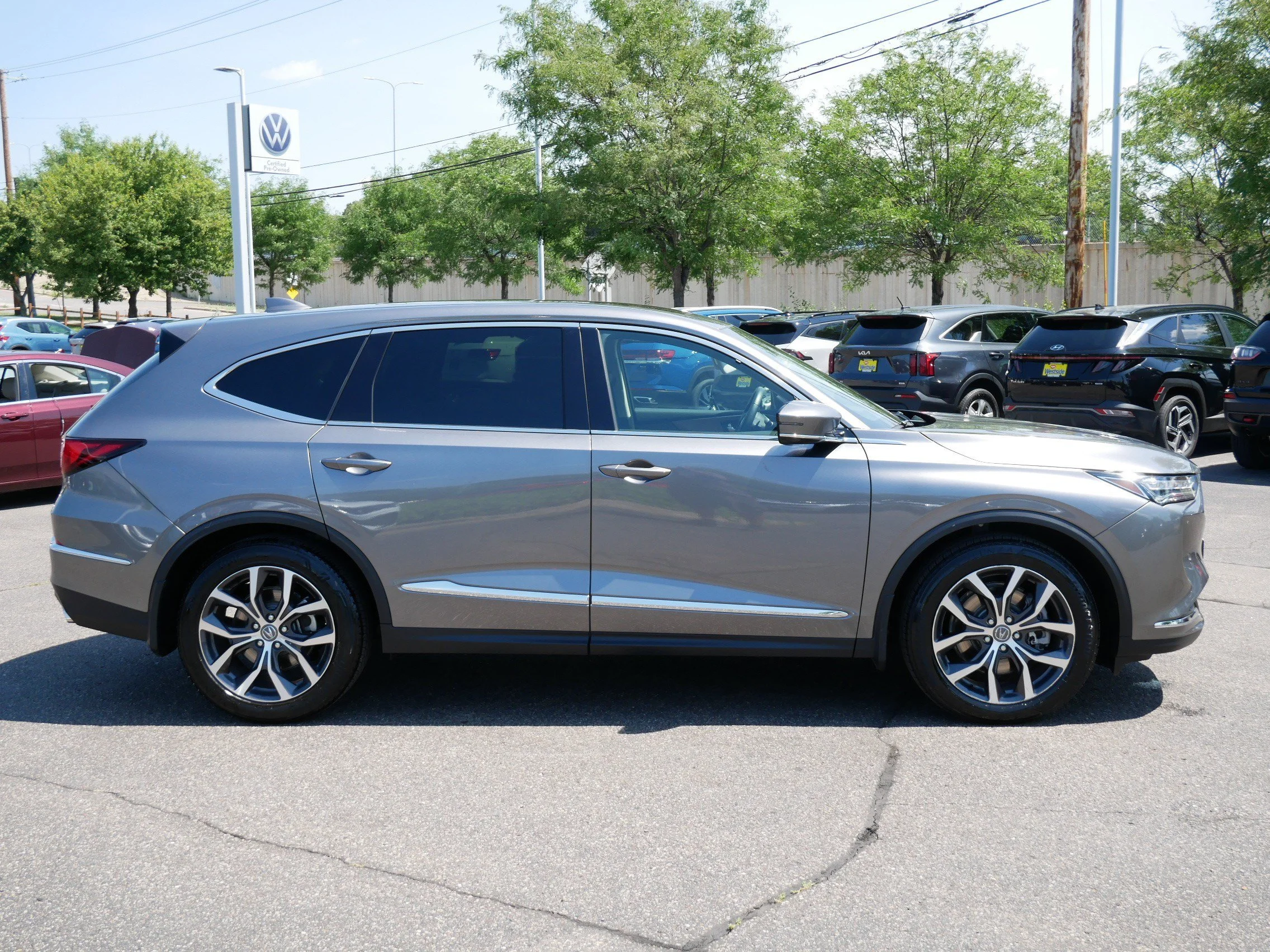 Used 2023 Liquid Carbon Metallic Acura w/Technology Package image 8