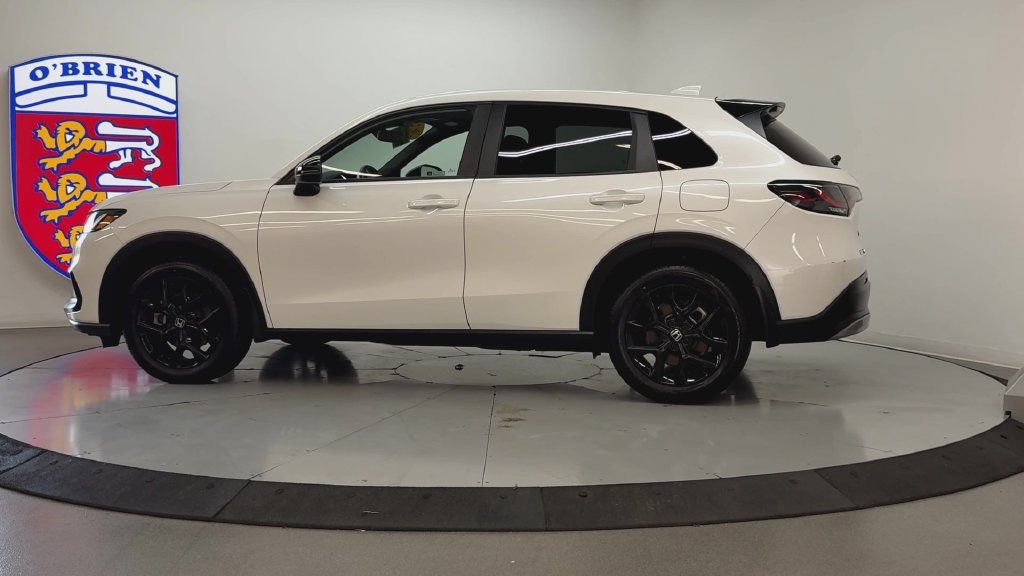 Used 2024 White Honda Sport image 7
