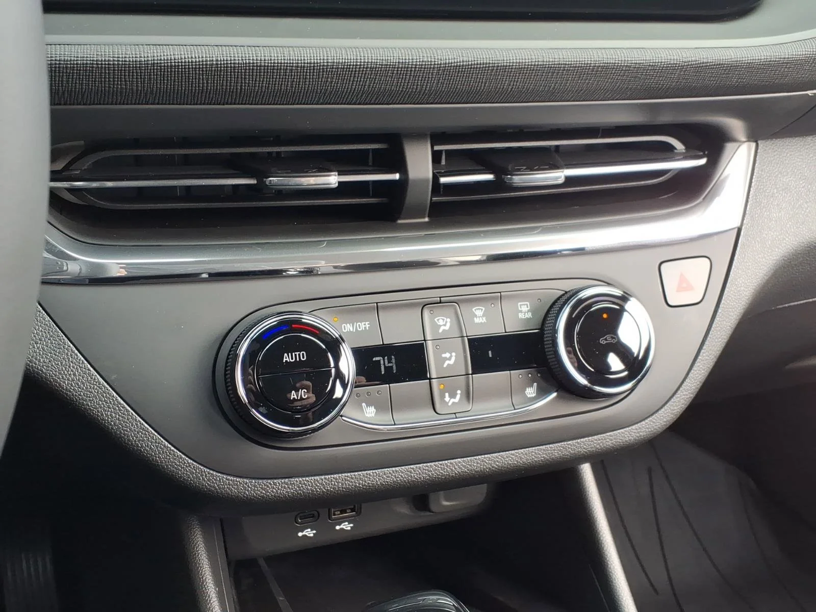 2026 Buick Envista Preferred - Photo 16