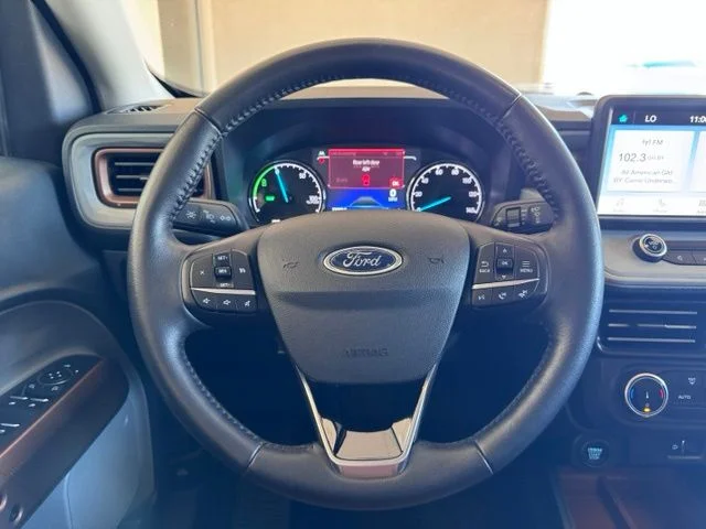 Certified Used 2022 Oxford White Ford Lariat image 14