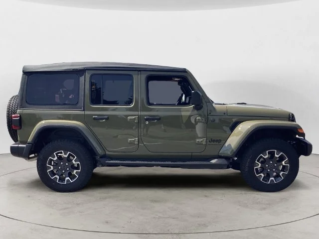 New 2026 41 Jeep 4-DOOR SAHARA image 7