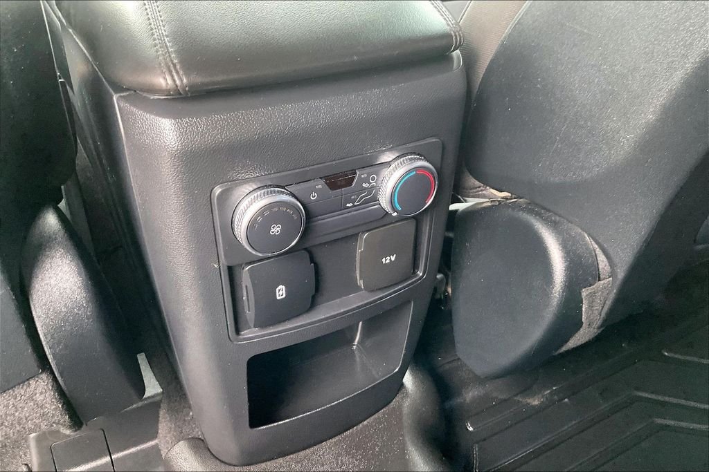 Used 2020 White Ford XLT image 32