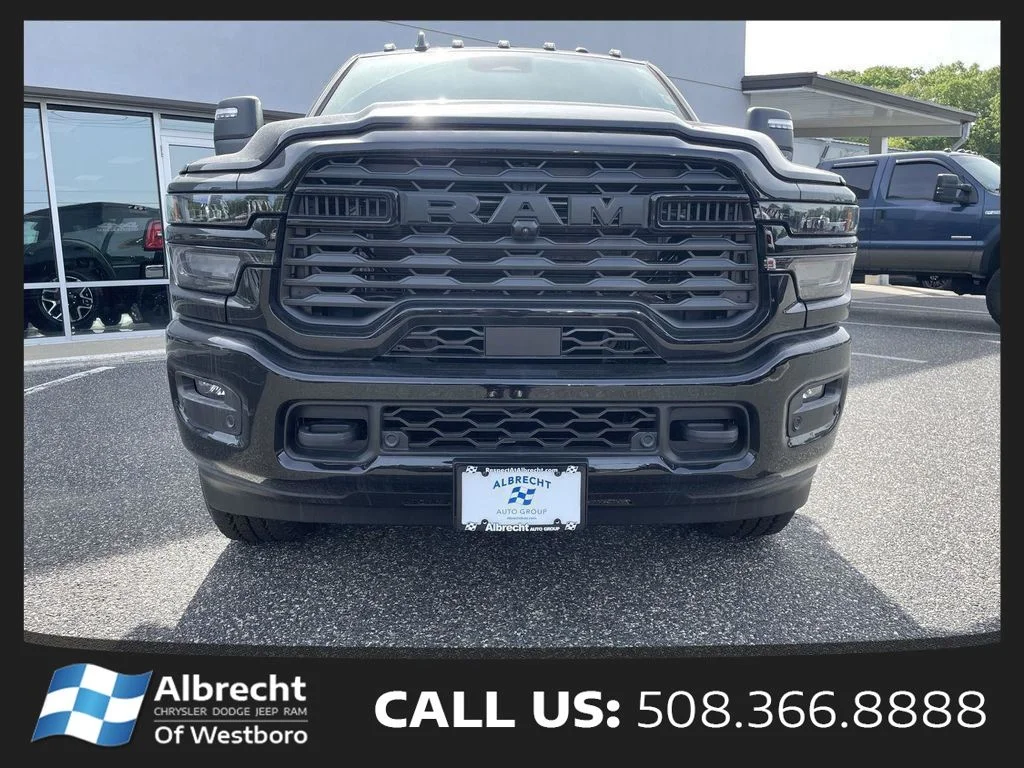 New 2026 Diamond Black Crystal Pearl-Coat Exterior Paint RAM Big Horn image 8