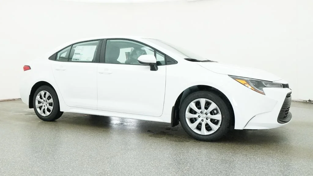 New 2027 Ice Cap Toyota LE image 11