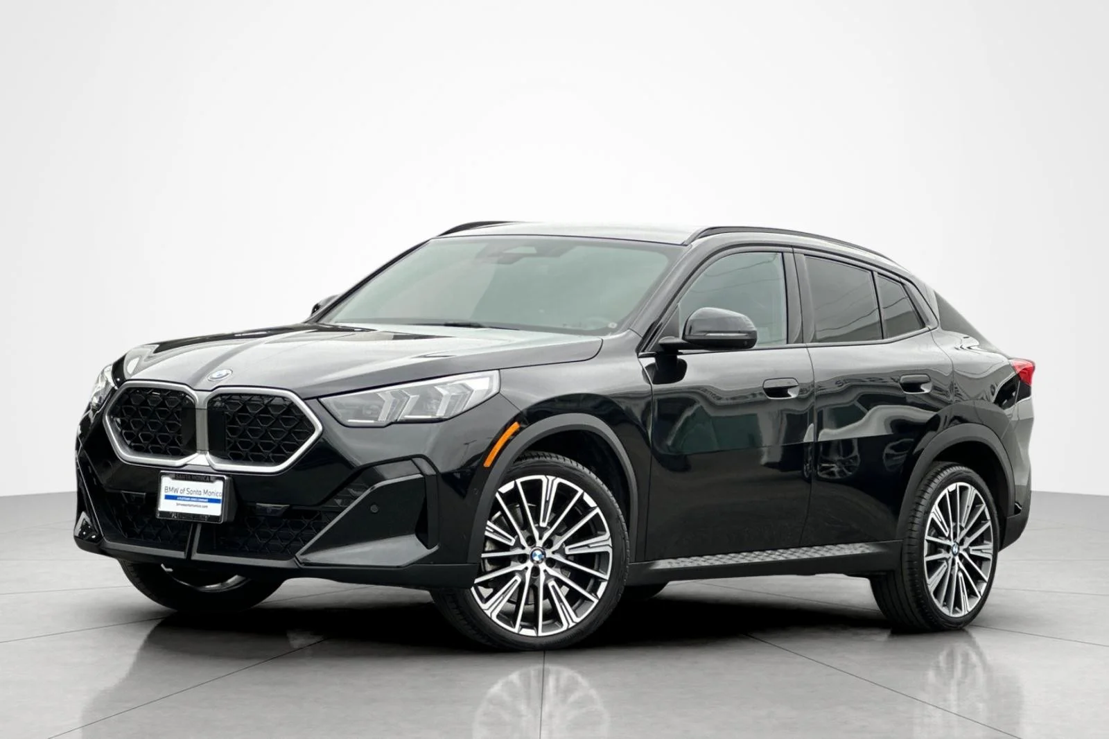 2025 BMW X2 xDrive28i's photo
