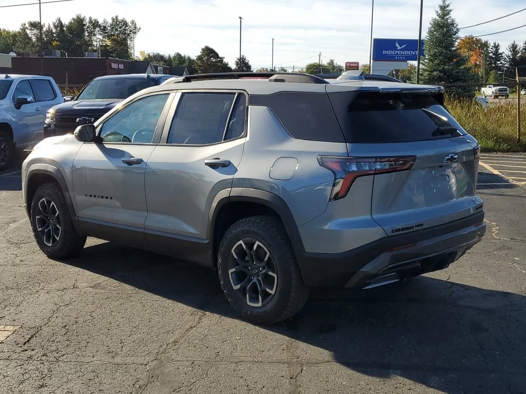 2027 Chevrolet Equinox ACTIV - Photo 4