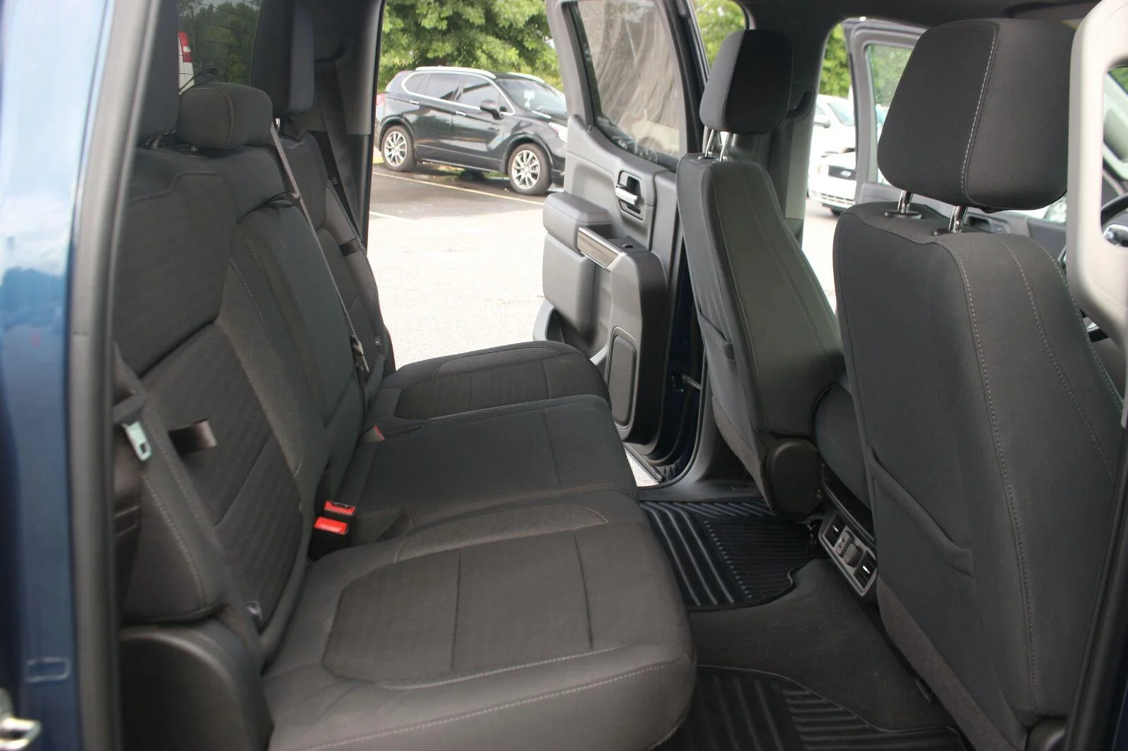 Used 2021 NORTHSKY BLUE METALLIC Chevrolet RST image 37