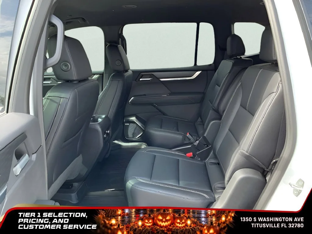 New 2026 Summit White GMC Elevation image 28