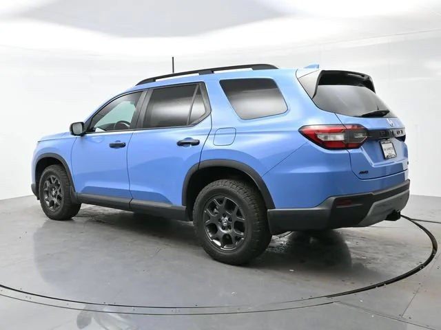 Used 2025 Blue Honda TrailSport image 5