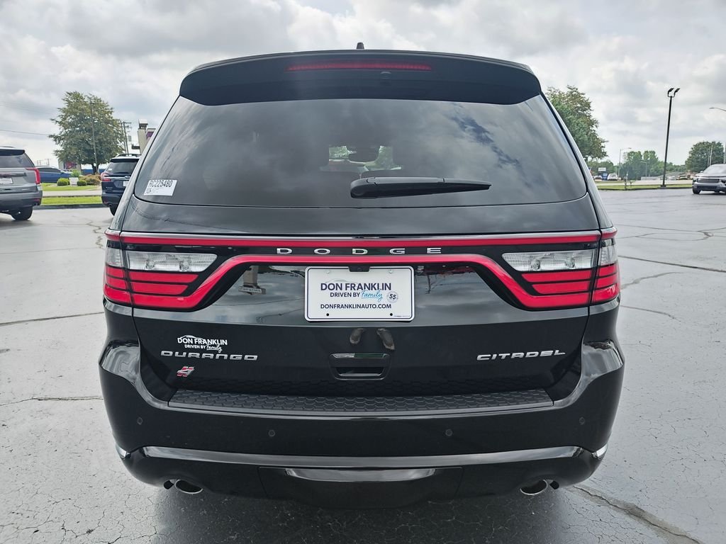Used 2024 Black Dodge Citadel image 4