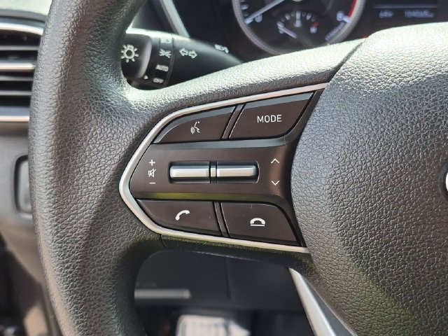 2020 Hyundai Santa Fe SE - Photo 14