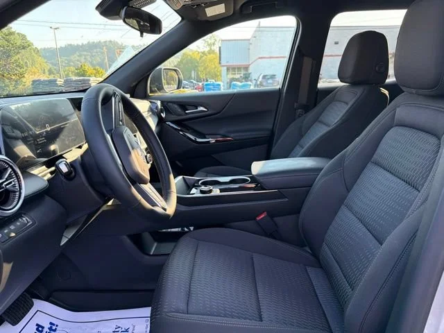 New 2027 Sterling Gray Metallic Chevrolet LT image 23