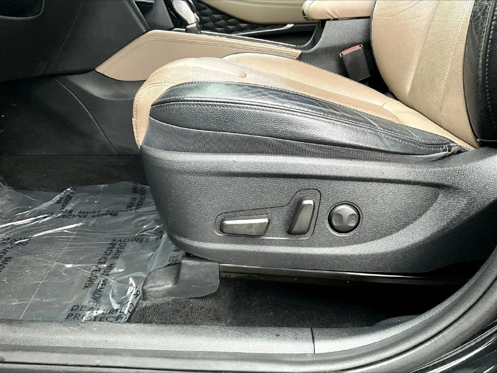 Used 2020 Black Hyundai SEL image 38
