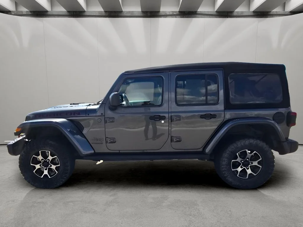 Used 2018 Granite Crystal Metallic Clearcoat Jeep Rubicon image 2