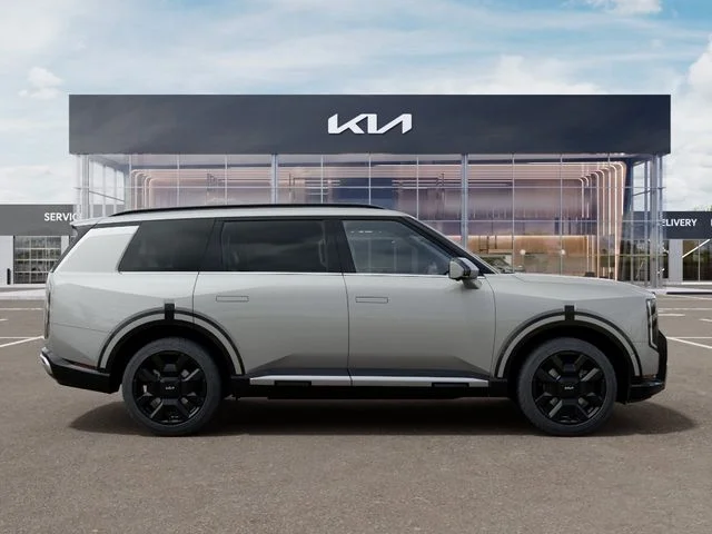 New 2027 Silver Kia SX image 7
