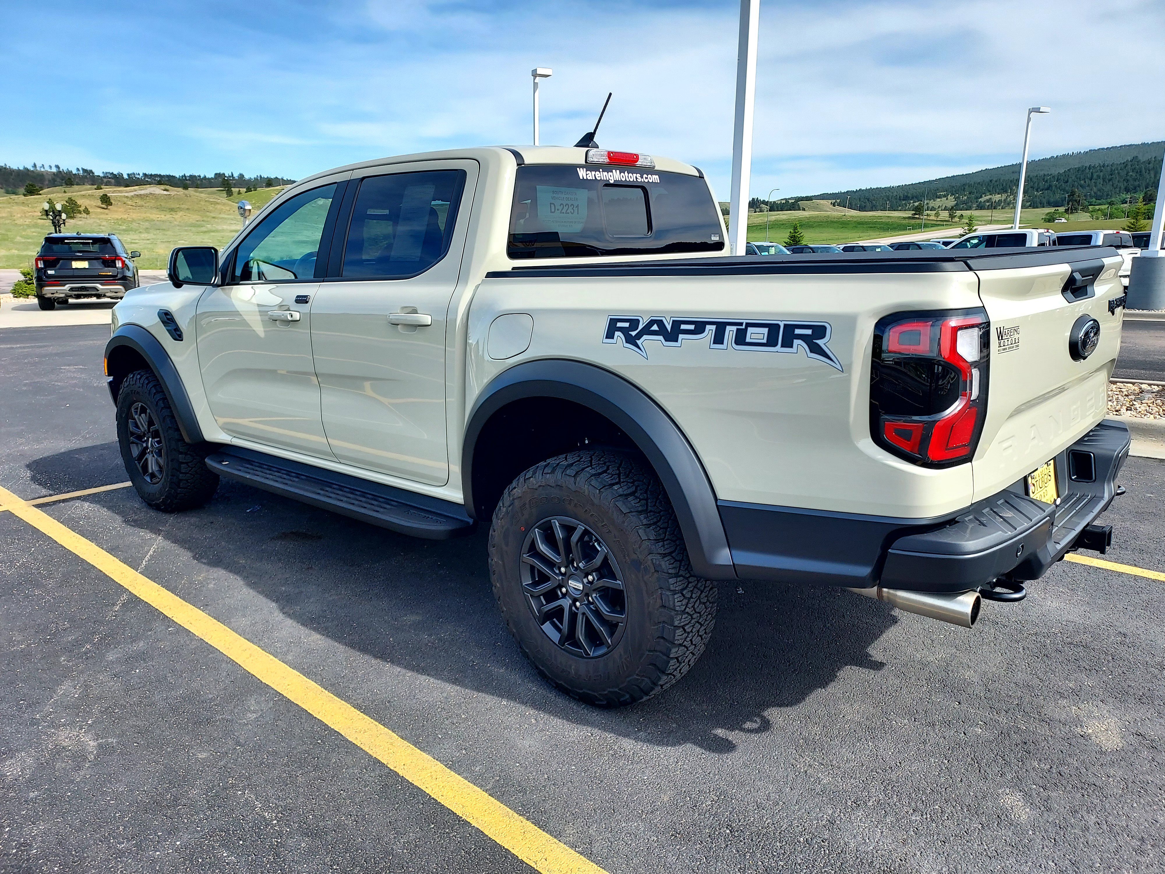 Used 2025 Desert Sand Ford Raptor image 5