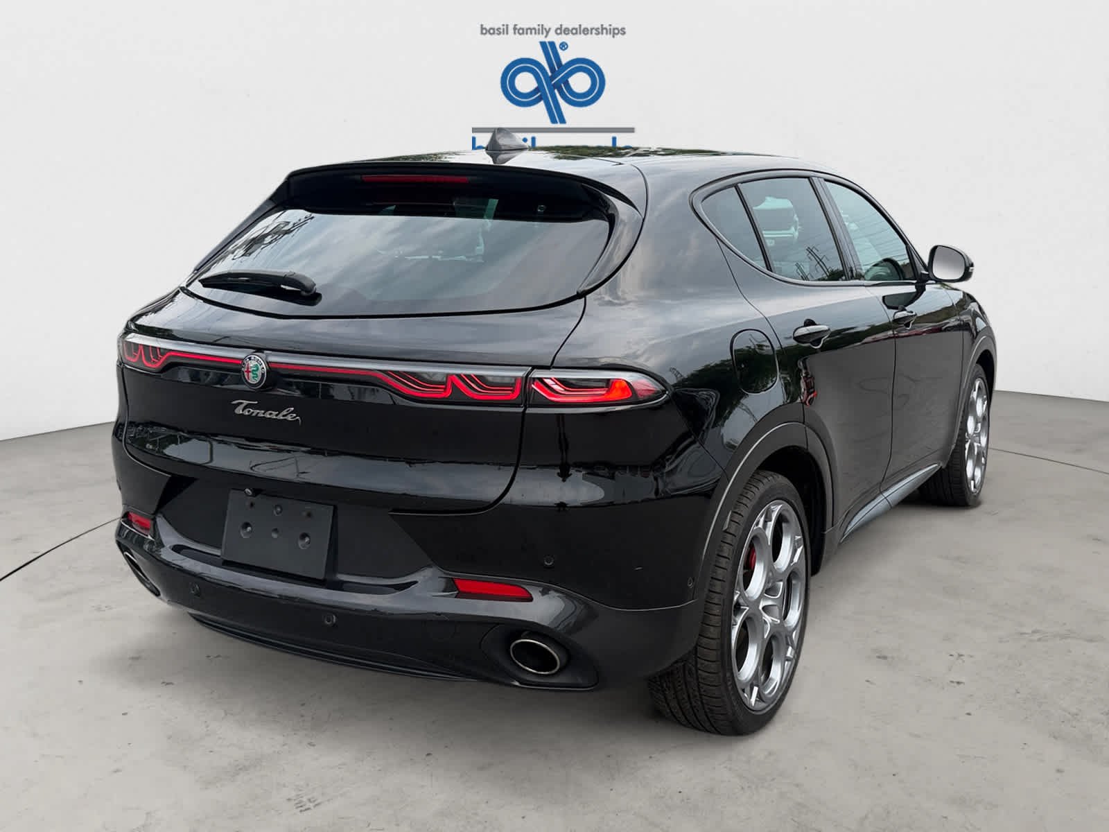 Used 2024 Alfa Black Alfa Romeo Veloce image 7