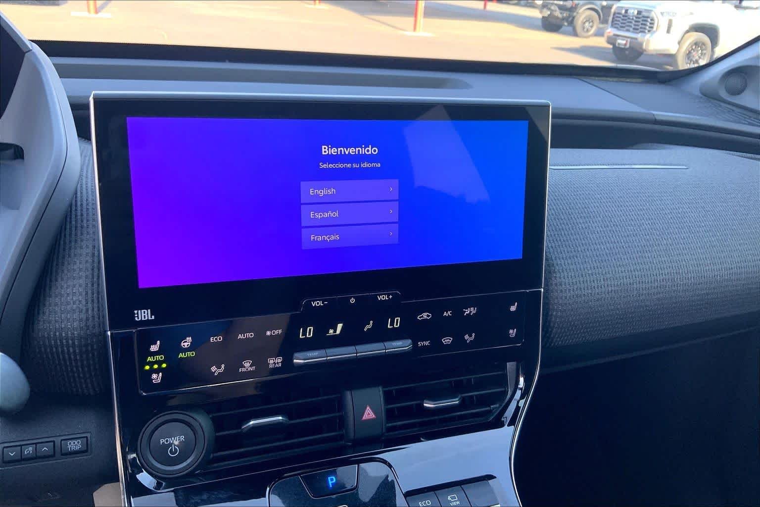 Used 2023 Wind Chill Pearl w/Black Roof Toyota Limited image 33