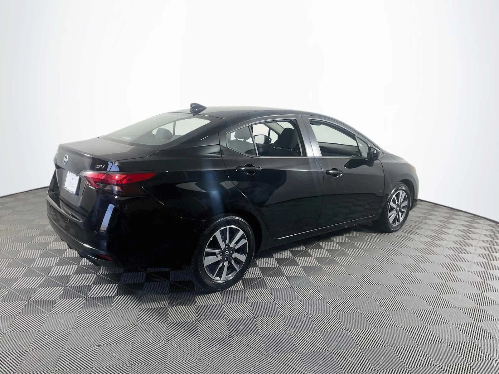 Used 2024 Super Black Nissan SV image 4