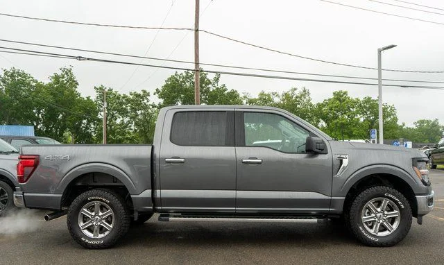 Used 2025  Ford XLT image 5