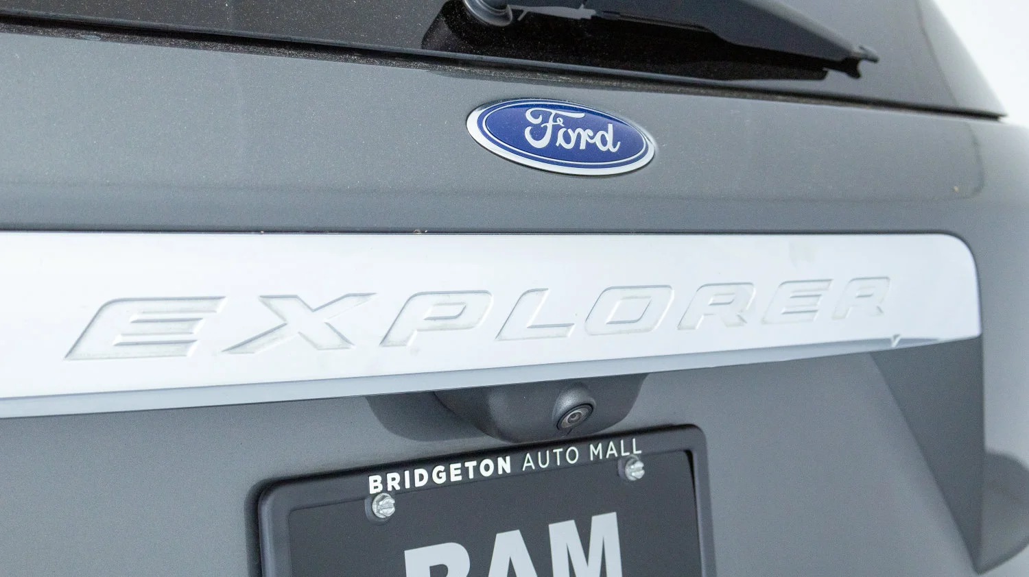 Used 2023 Gray Ford XLT image 31