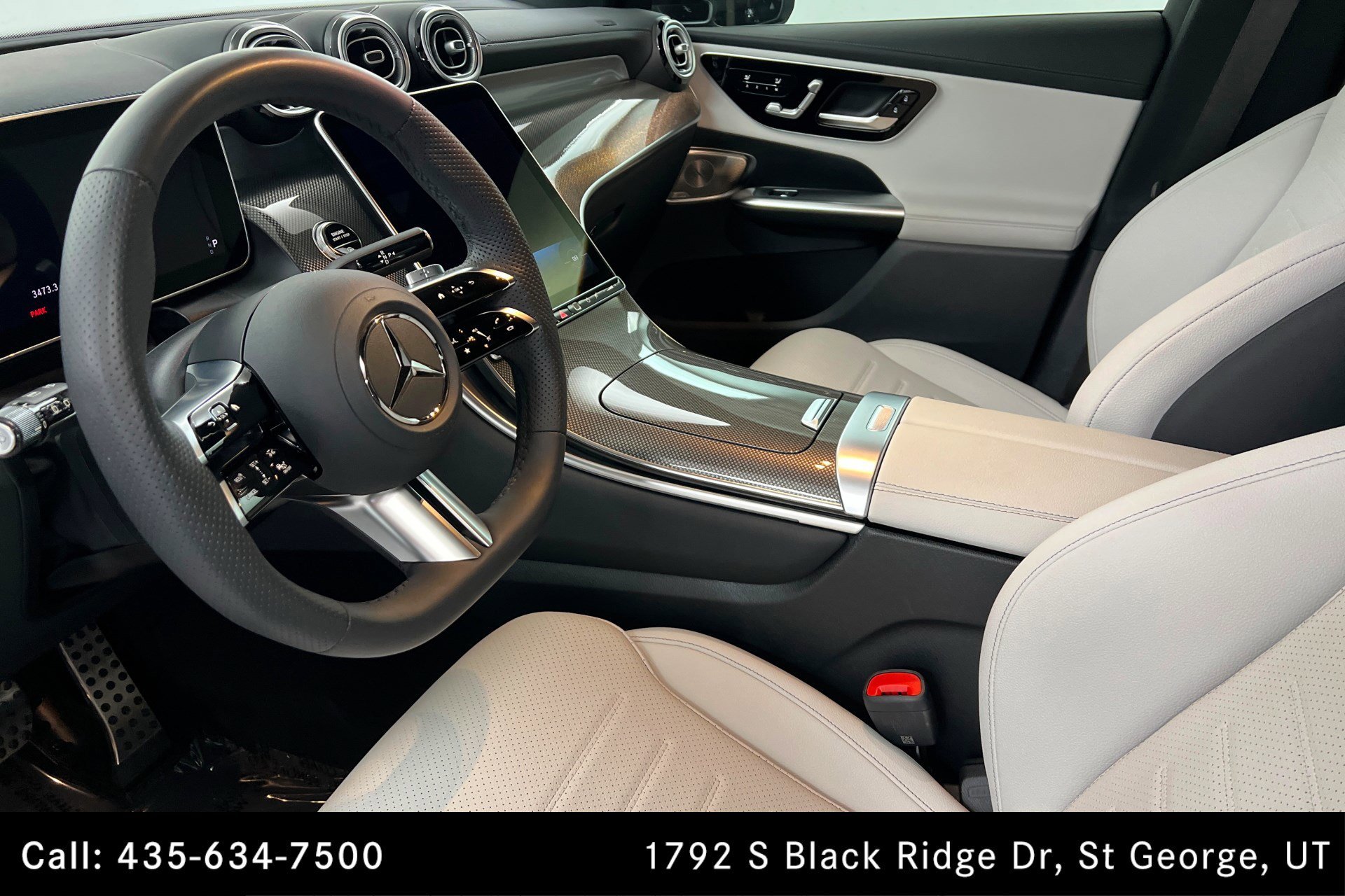 Certified Used 2026 Polar White Mercedes-Benz GLC 300 image 16