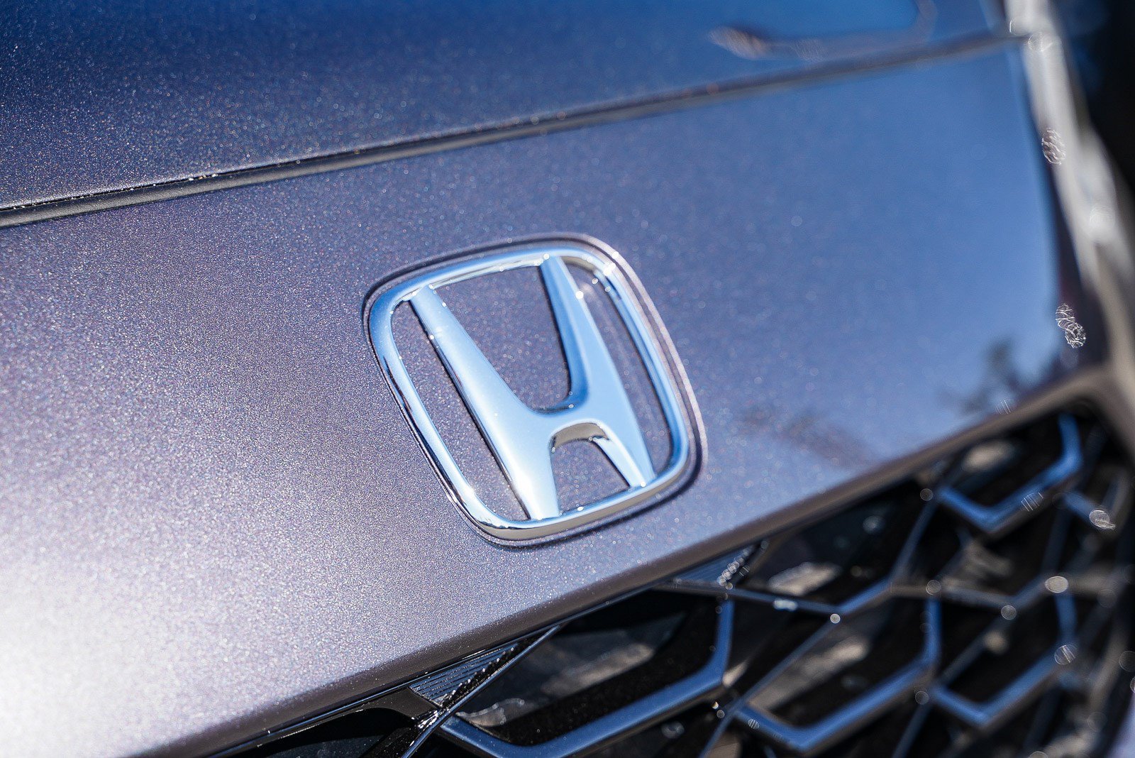New 2027 Modern Steel Metallic Honda EX-L image 8