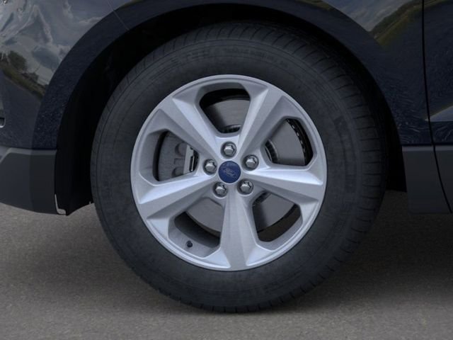 New 2024 Agate Black Metallic Ford SE image 19