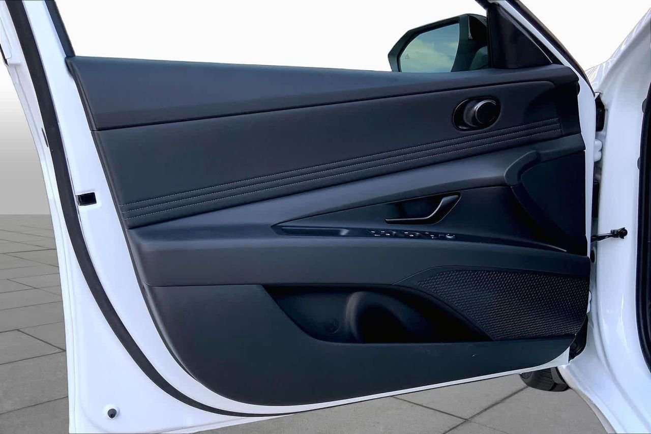 New 2026 Serenity White Hyundai SEL Sport Plus image 10