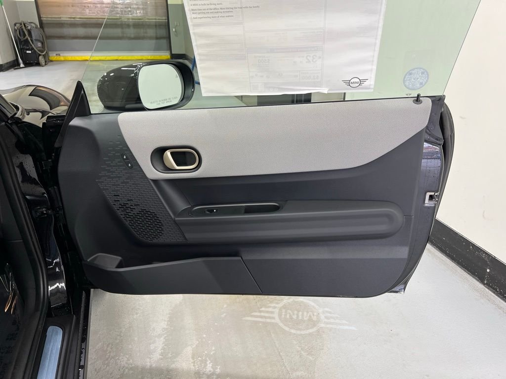 2025 MINI Hardtop 2 Door S - Photo 22