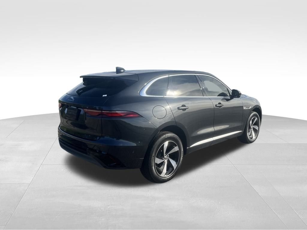 New 2025 Carpathian Grey JAGUAR P250 R-DYNAMIC S image 5