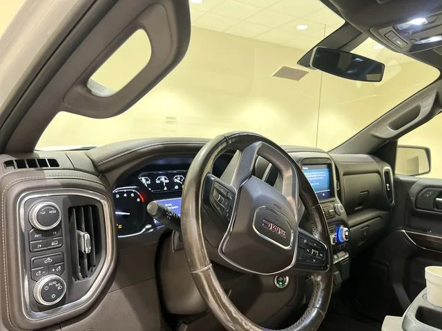 Used 2020 Summit White GMC SLE image 9
