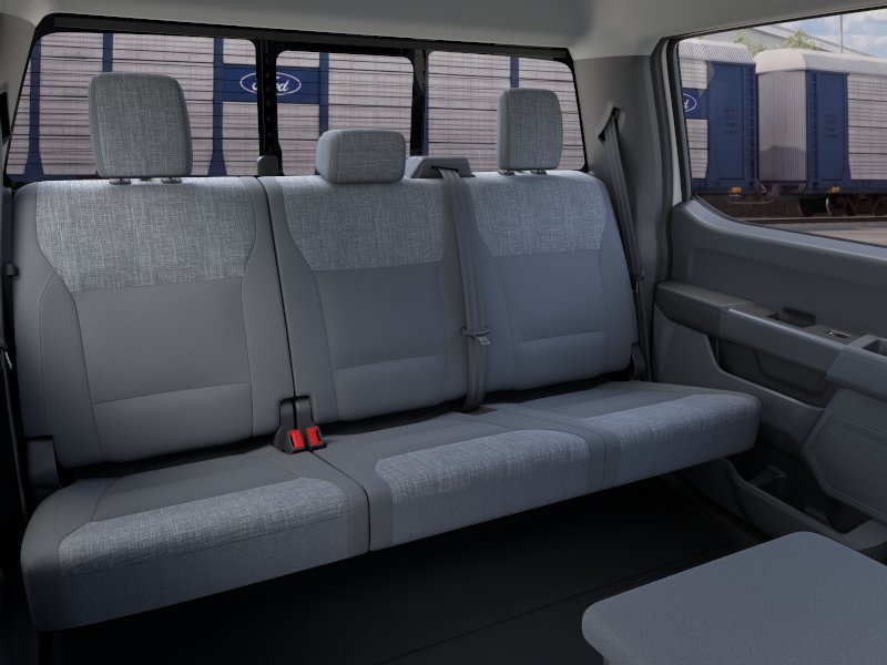 New 2026 Oxford White Ford F-250® XLT image 24