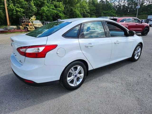 Used 2014 White Ford SE image 8