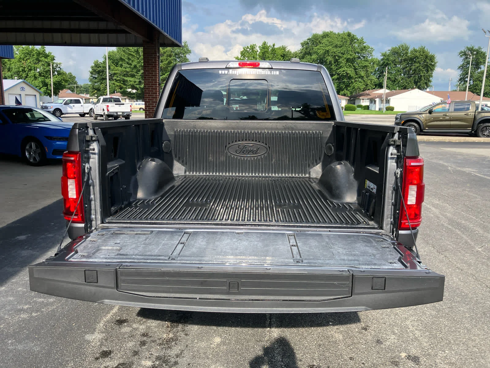 Used 2023 Carbonized Gray Metallic Ford XLT image 26