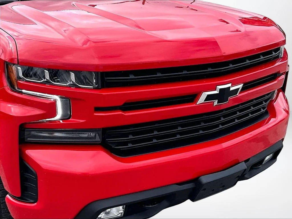Used 2021 Red Chevrolet RST image 30