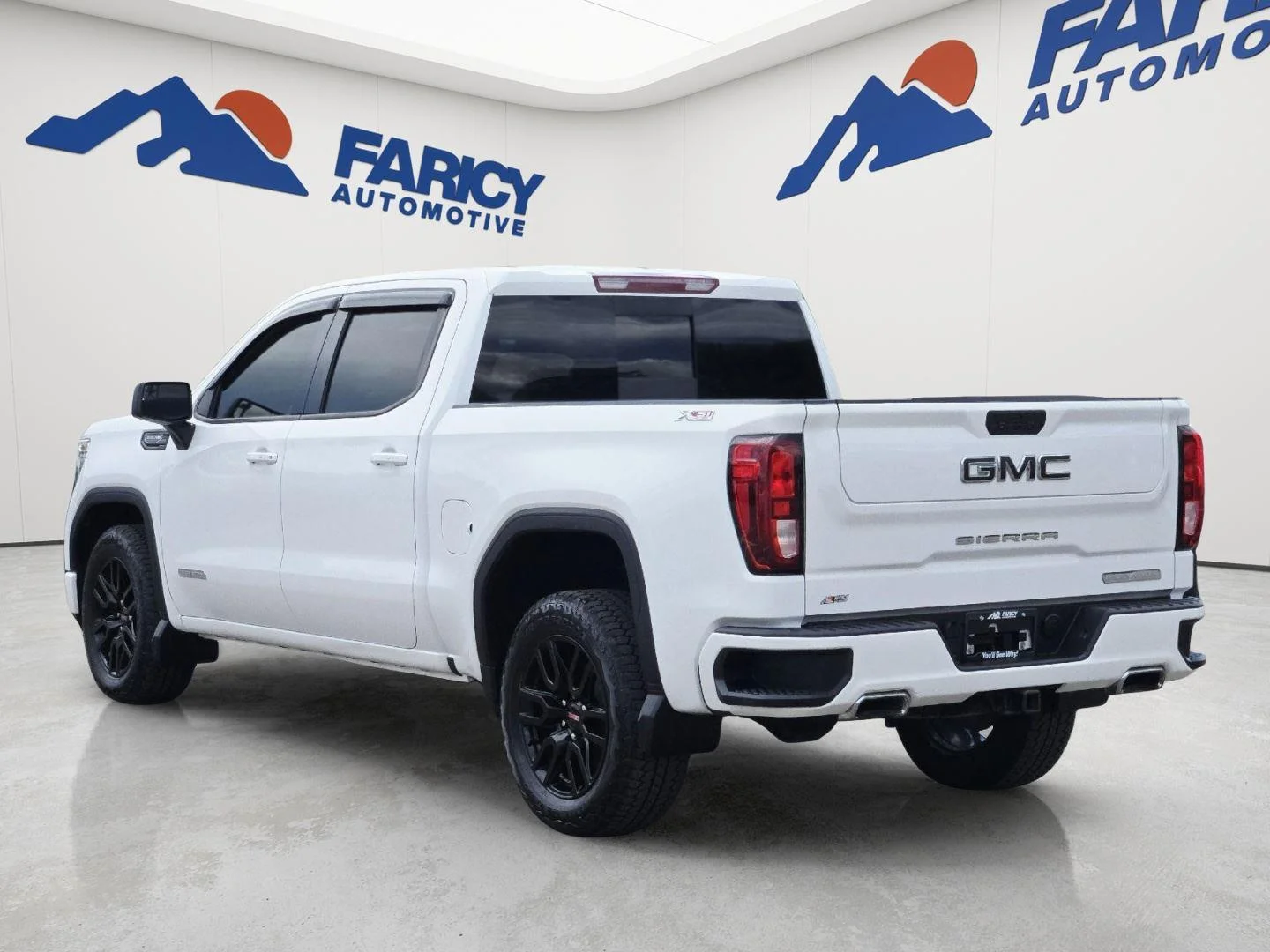 Used 2021 Summit White GMC Elevation image 7
