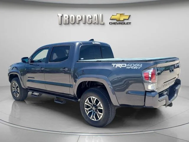 Used 2020 Gray Toyota SR5 image 3