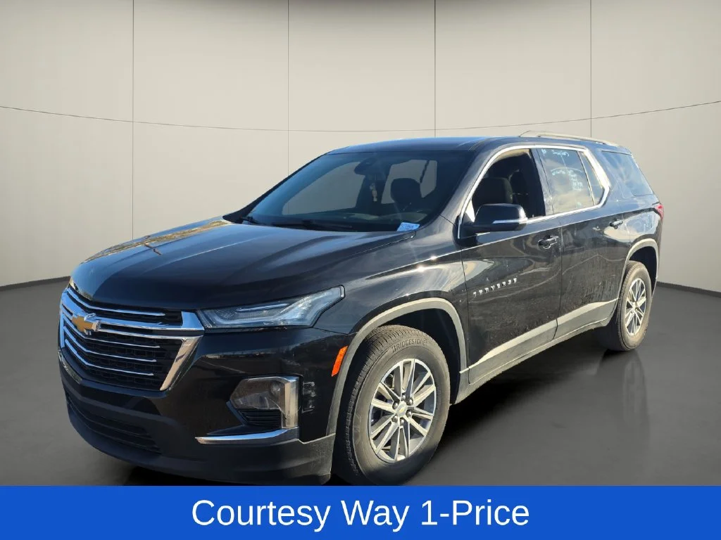 Used 2023 Black Chevrolet LT image 4