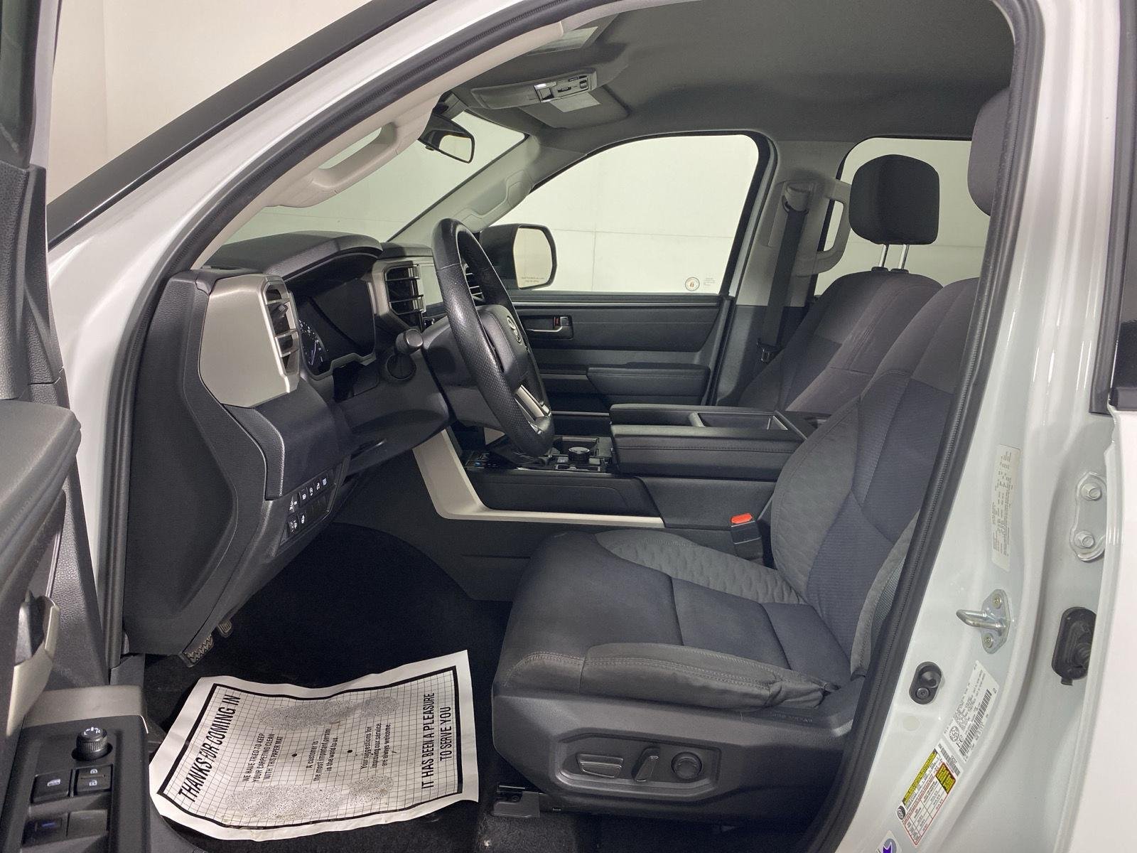 Used 2022 White Toyota SR5 image 5