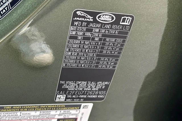 New 2026 Woolstone Green Land Rover X-Dynamic SE image 27